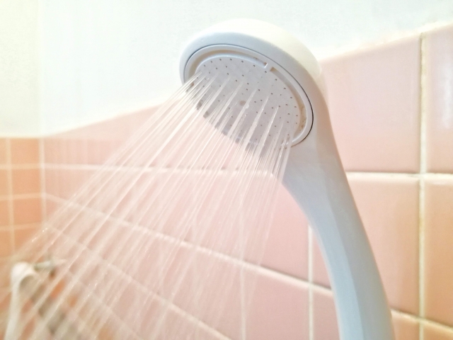 シャワーだけで体を温める方法